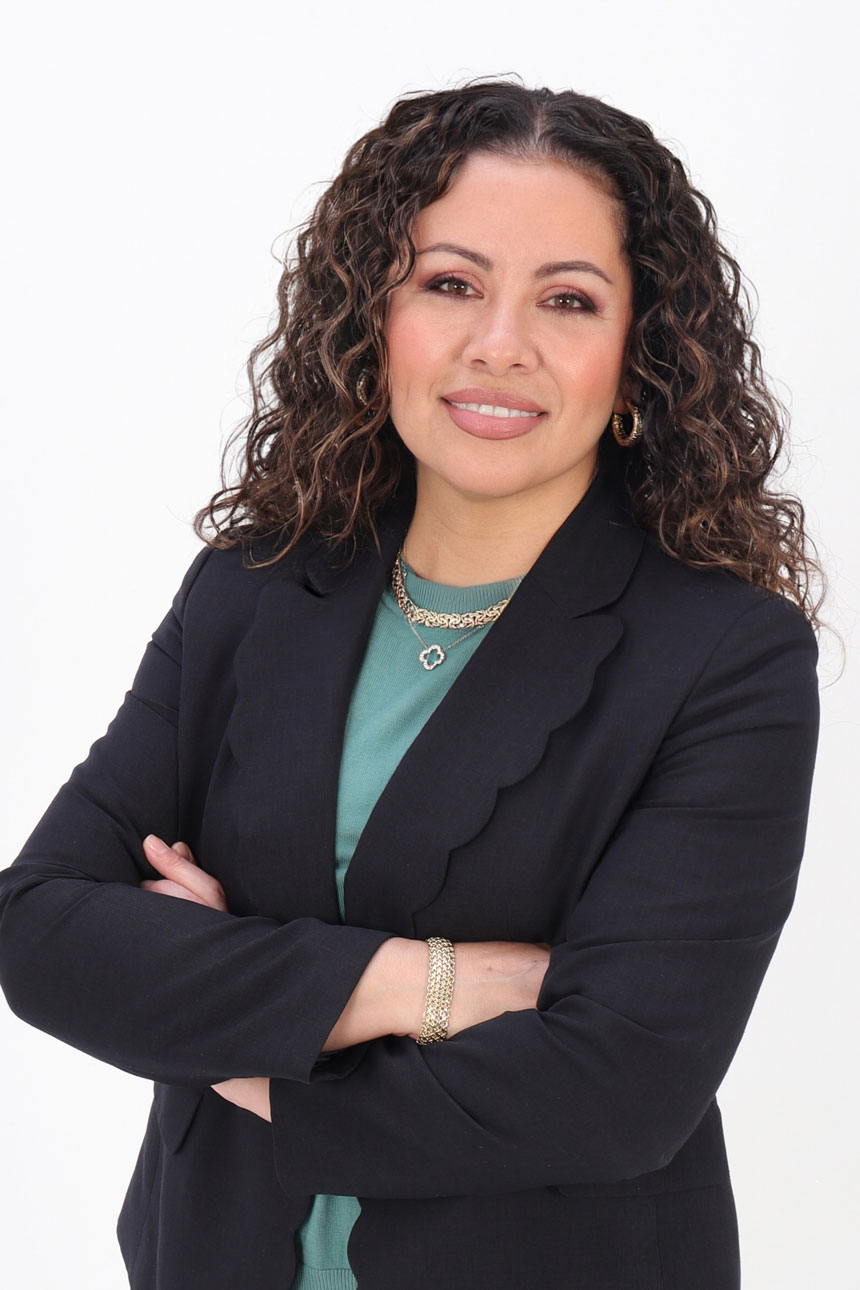 Dr. Helen Castellanos Brewer